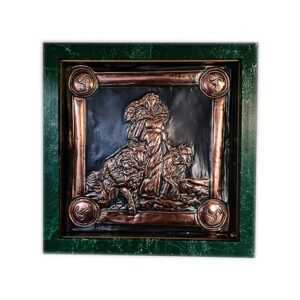 The mystic Máistreás mac tíre Ceilteach  (Celtic Wolf Mistress)